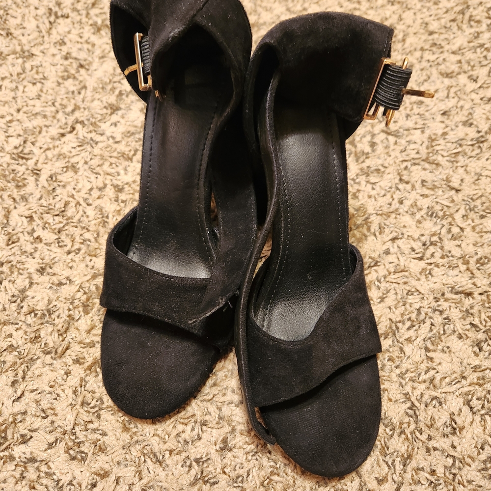 Elegant Black Women's Sandals